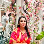 Sandra Khan - Facebook