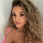 𝘚𝘢𝘯𝘥𝘳𝘢 - @sandrahasanaj - Instagram