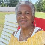 Sandra Howze - @sandrahowz30 - Instagram