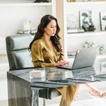 investor Sandra Larson - @trade._btc_with_sandra_larson_ - Instagram
