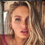 Sandra Lévy - @sandra__levy - Instagram