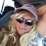 Sandra Lindgren - @lyingdog79 - Instagram
