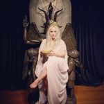 Sandra Luther - @sandra_illuminatiam - Instagram