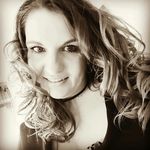 Sandra Mally - @mallysandra - Instagram