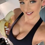 Sandra Manny - @larty311 - Instagram