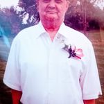 Sandy Ewèrt Meeker - @ewertmeeker - Instagram