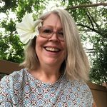 Sandra Messner - @smallgardenmusings - Instagram