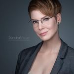 Sandra Meyer - @dieheadshotfotografin - Instagram