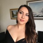 Sandra Minić - @singing.muffin - Instagram
