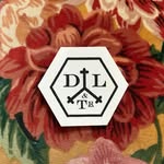 Sandra Moffitt - @duxburylinensandtrading - Instagram