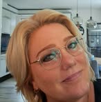 Sandra Munster - Facebook