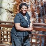 Sandra Pettis - @sandra._pettis._ - Instagram