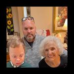 Sandra Pike - @sandra.pike.129 - Instagram