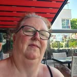 Sandra Rees - @bigbump31 - Instagram