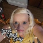 Sandra Vandusen - @bitch80186 - Instagram