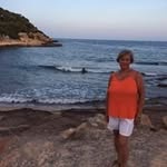 Sandra Wallis - @sandratitch - Instagram