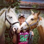 Sandra ☆ Western ☆ Horse ☆ Dog ☆ Love - @plue_und_kruemel - Instagram