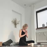 Sandra Westhoff - @bewegungsliebe_trifft_yoga - Instagram