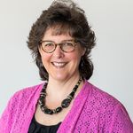 Sandra Young - @sammyjoknowshomes - Instagram