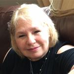 Sandy Binder Mitchell - @hey_yiayia - Instagram