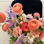 Sandy Dell x Cosmo Floral Co. - @cosmo.floralco - Instagram