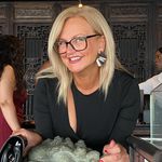 Sandy draper - @sandydraper1 - Instagram
