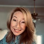 Sandy East Schmick - @art_at_whs - Instagram