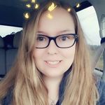 Sandy Edmonds - @sandy.dogmom - Instagram
