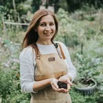 Sandra - Garden Coach & Flower Creative - @digplantlove - Instagram