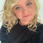 Sandy Herrmann - @_sandy989_ - Instagram