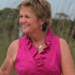 Sandy Hood Brabham - @sandybrabham - Instagram