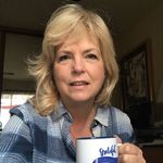 Sandy Hutton - @sandycrabby - Instagram