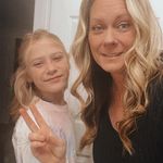 Sandy Bond - @sandy._.jean - Instagram