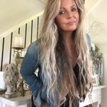 Sandy Lamb - @sandyscountrylife - Instagram