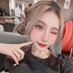 珊珊 sᴀɴᴅʏʟᴇᴇ♡︎ - @sandylee_0220 - Instagram