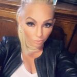 Sandra Manley - @sunnynikki_ - Instagram