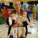Sandy Miles - @sandy.miles.566 - Instagram