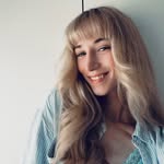 🦋 𝑆𝑎𝑛𝑑𝑟𝑎 - @sandy.moon.light - Instagram