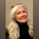 Sandy Moser Phillips - @yogicat3 - Instagram