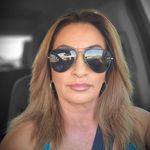 Sandra Peoples - @peoplesfarmasi - Instagram