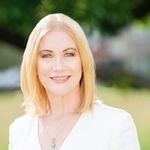 Sandy Robson - @heartawakeningrevolution - Instagram