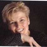 Sandra Schrader - @schrader4050 - Instagram