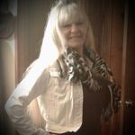 Sandra Usher - @sandra.usher.395 - Instagram