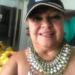 Betty Santos Velez - @bettysantos13 - Instagram