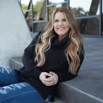 Sara Atkinson | Luxury Extensions | Custom Color - @dreamextensionsbysara - Instagram