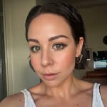 Sara Bailes - @bailesdog - Instagram