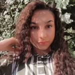 Don’t trust anyone🤞 - @sara_balogova__ - Instagram