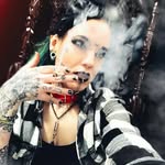 Sara Balog - @billie.tinta - Instagram