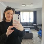 Sarah Batson - @sarbatson - Instagram