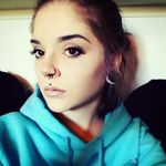 Sara Bear - @freecarebearr - Instagram